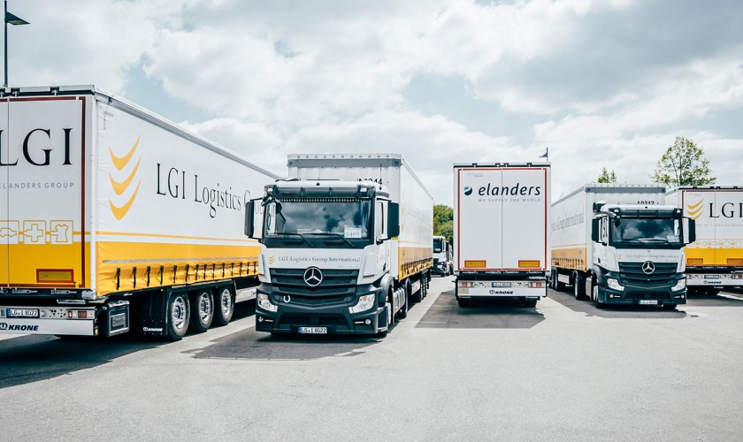 Lastwagen von LGI Logistics nebeneinander geparkt