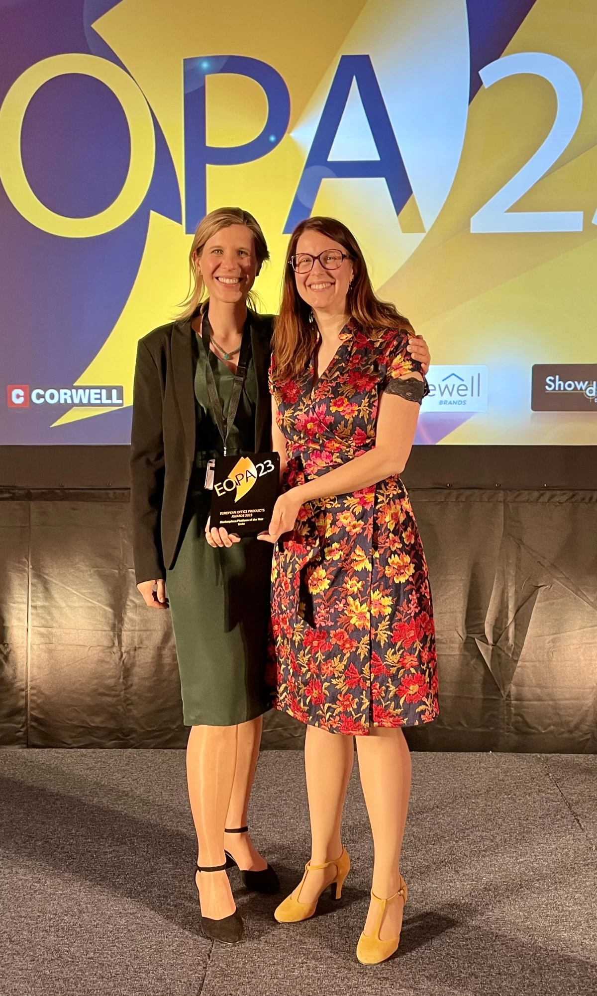 Constance Martiny Sondag (r.), Vice President Sales, northern and southern Europe, Unite, and Eva Winkler, Sustainability Managerin Marketplaces, during the EOPA event in Amsterdam. 