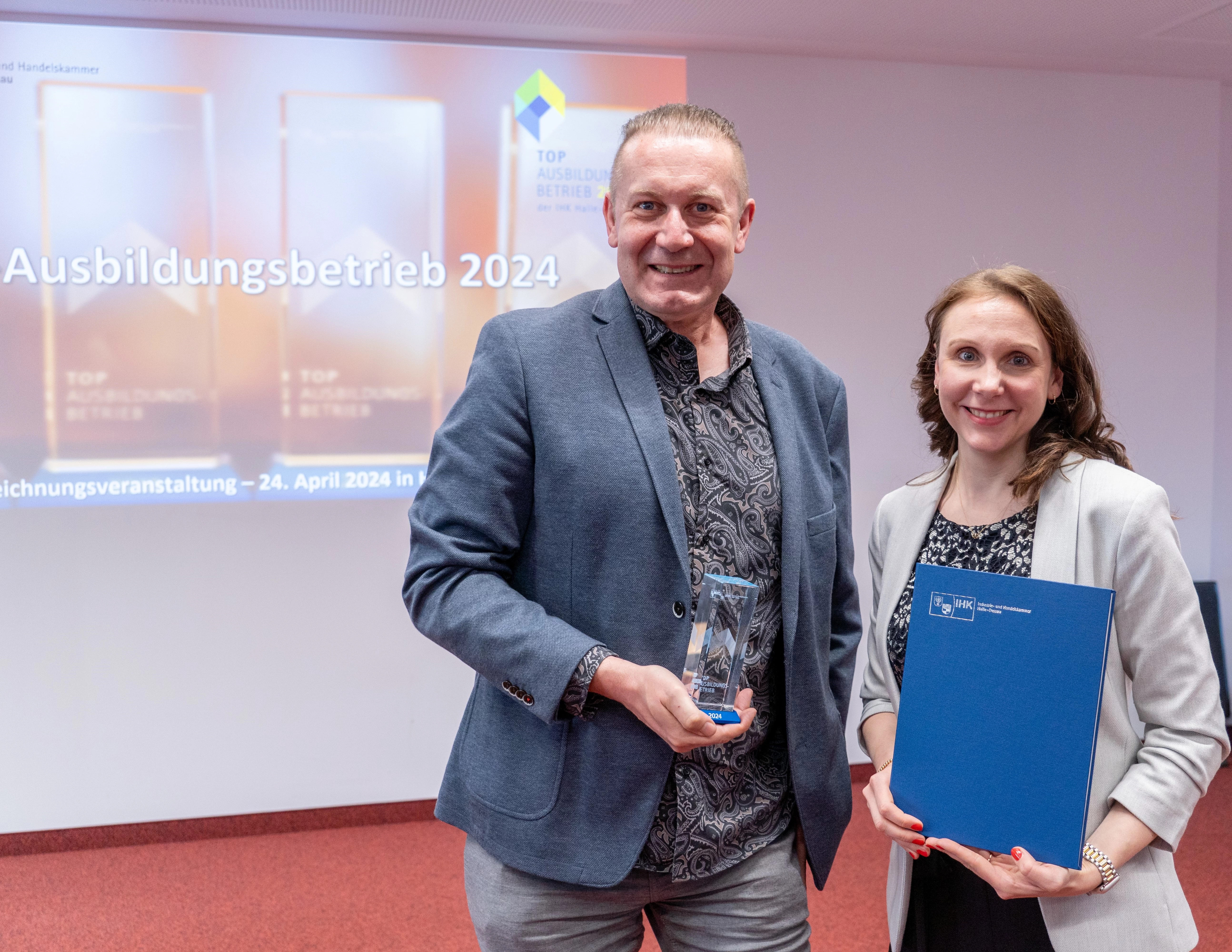 Marcus Hendel und Caroline Klehr bei der Preisverleihung