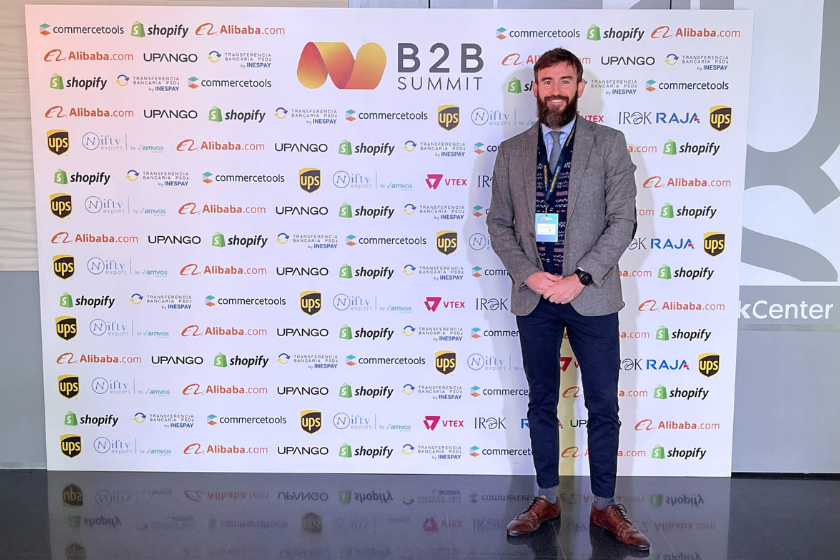 Galería de patrocinadores del B2B Summit