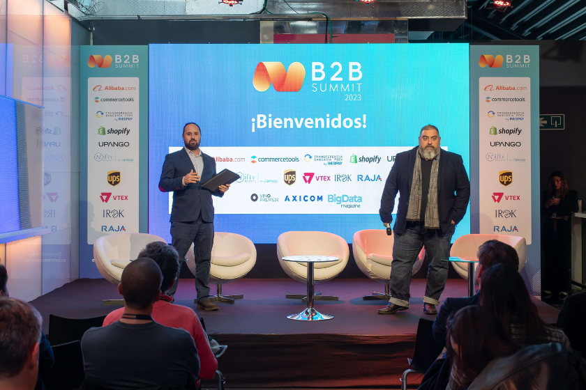 Inauguración del B2B Summit a cargo de los co-fundadores de Ecommerce News, Samuel Rodríguez (CEO) y Pedro Pablo Merino (socio director)